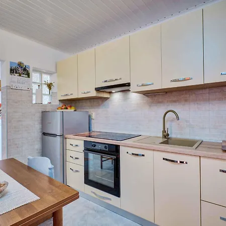 Apartamento In 15007 *